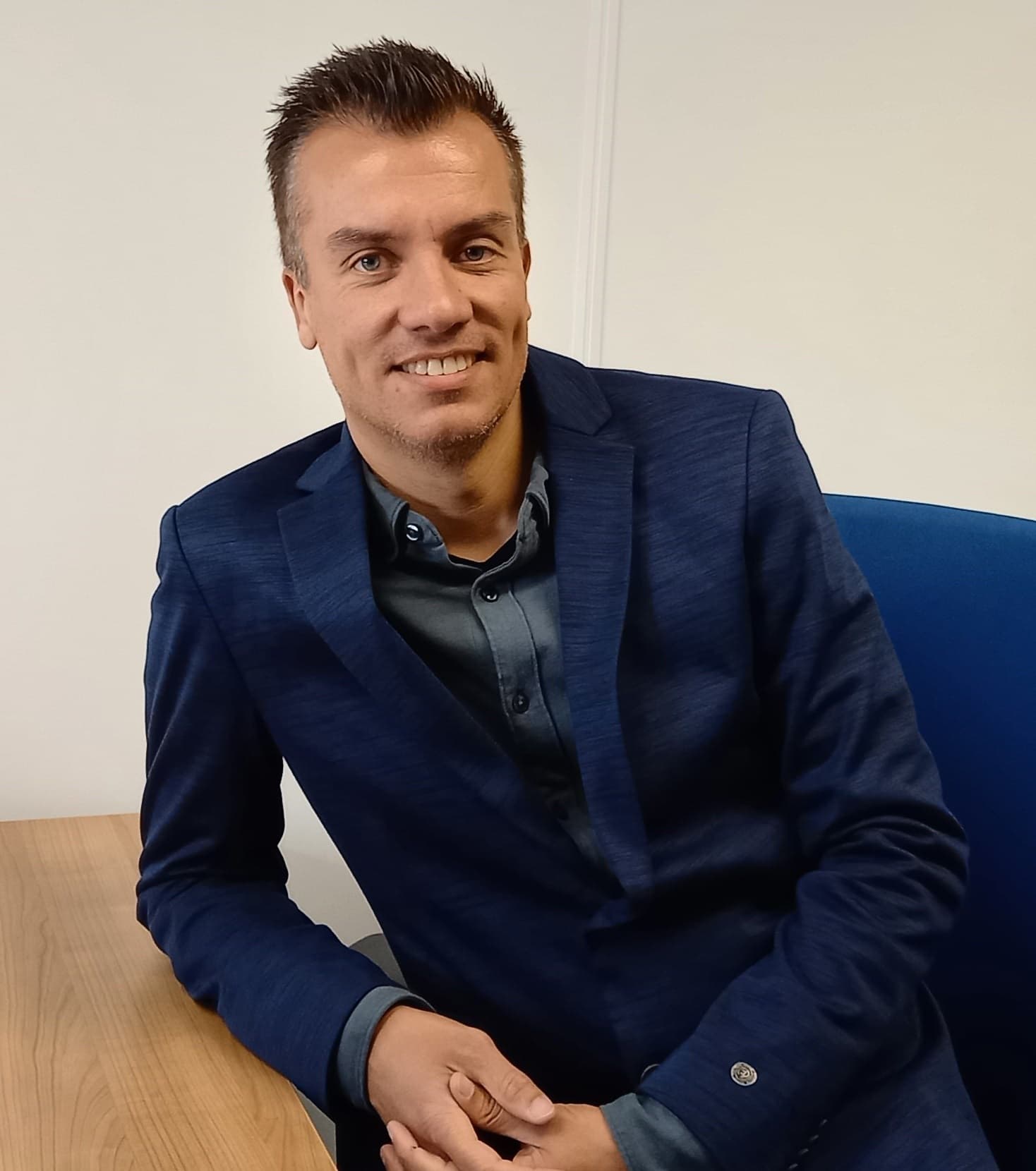 Welkom Dennis Elliott